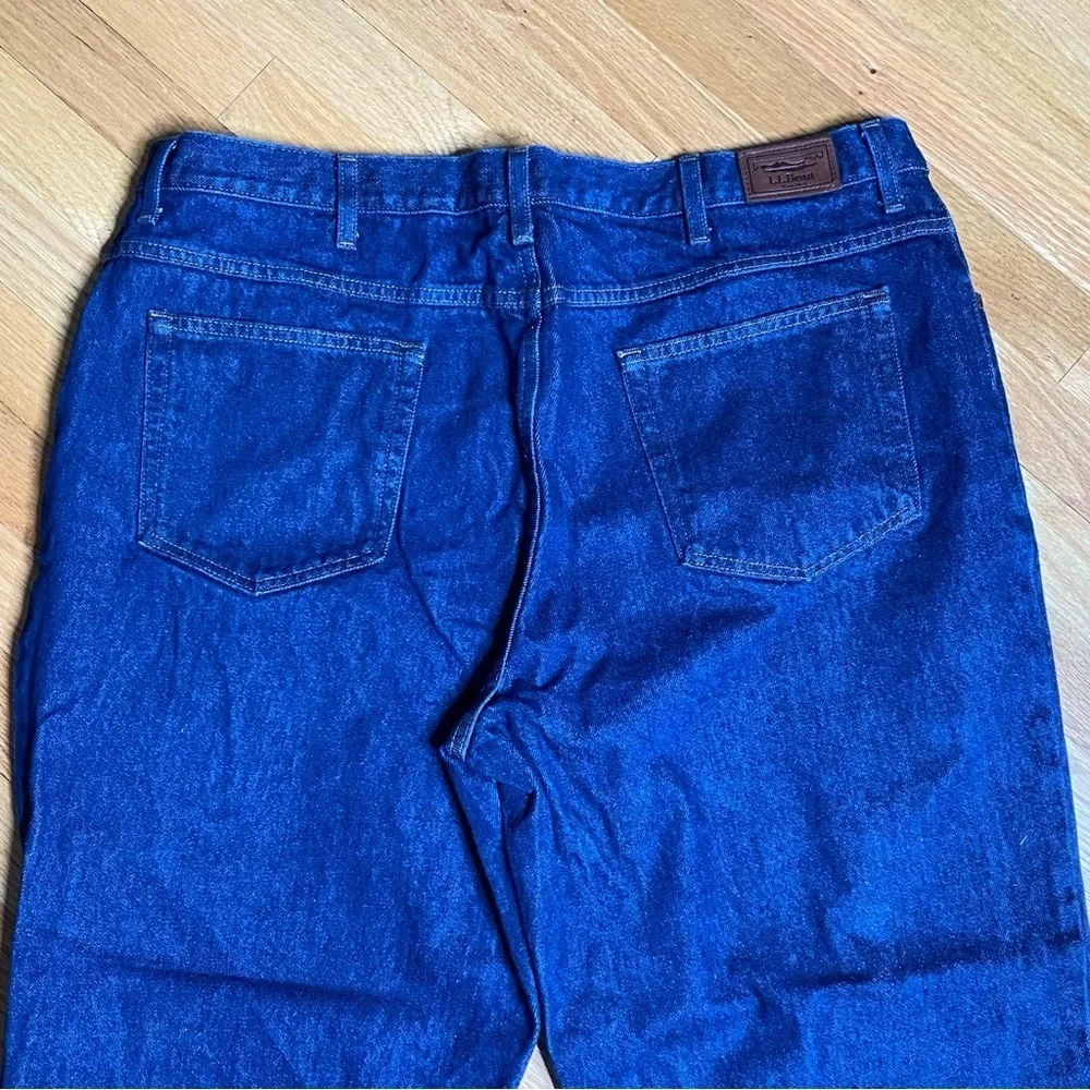 LL Bean Relaxed Fit Men's Denim Jeans 42x34 Denim 100% Cotton Workwear Straight - Picture 3 of 8